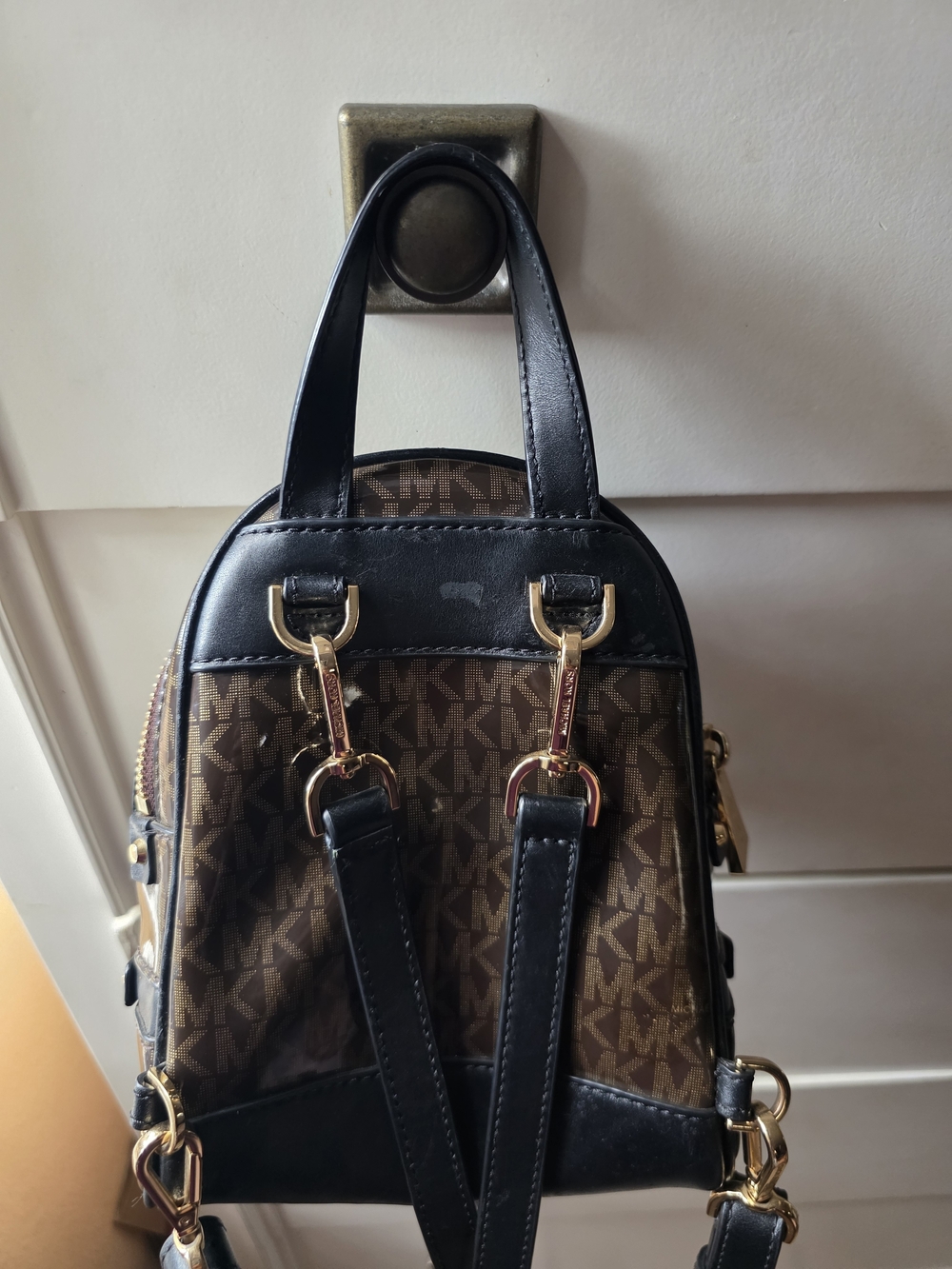 MK mini Rhea backpack & Wallet - Picture 5 of 7